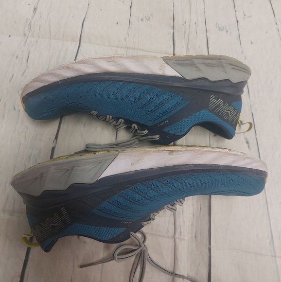 Hoka one one ARAHI 3 - Picture 5 of 9